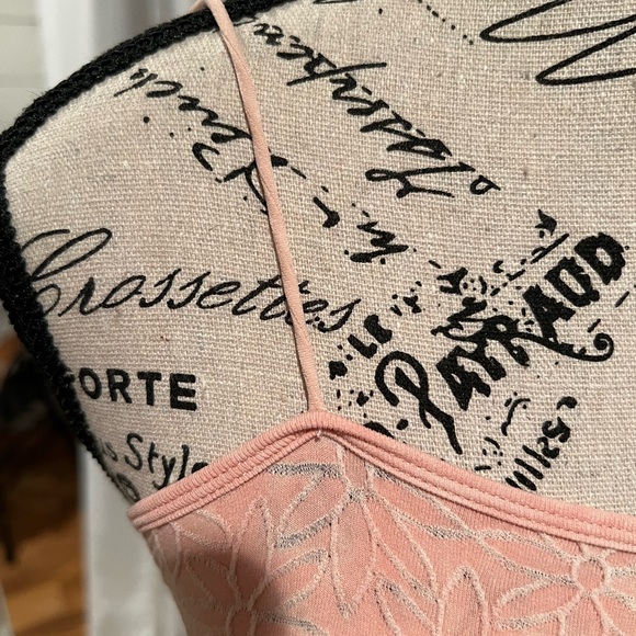 Aeropostale seamless seriously soft bralette size XS, pink, floral, dainty - Picture 3 of 6